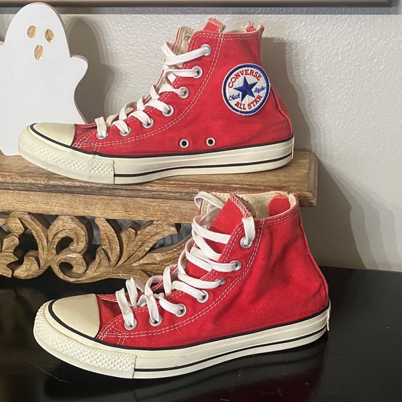 Converse High-Tops zippered back sewn on patch red bottom women’s sz 7 men’s 5.5 - Picture 1 of 7